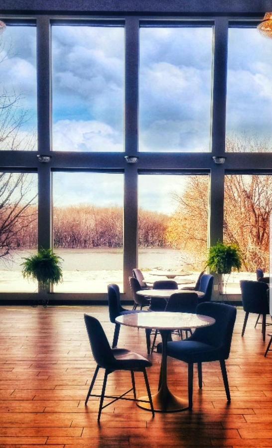 Waterfront Hotel Prairie du Chien Esterno foto