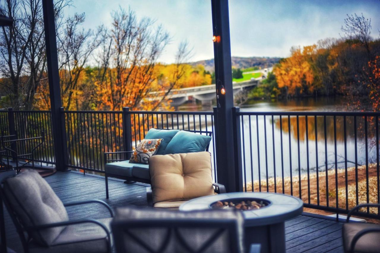 Waterfront Hotel Prairie du Chien Esterno foto